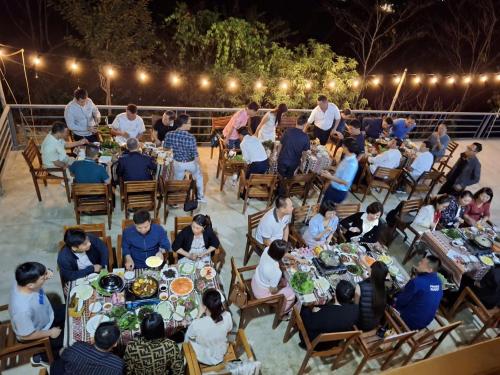 Επισκέπτες που μένουν στο Blue home