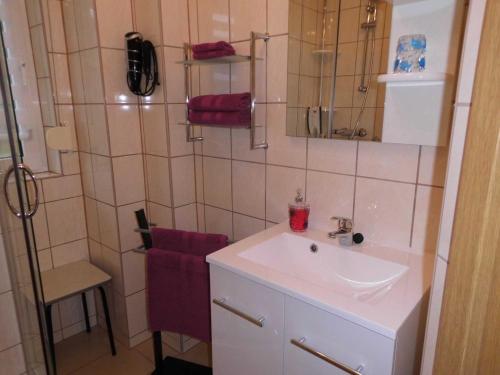 Ένα μπάνιο στο Komfortable Ferienwohnung