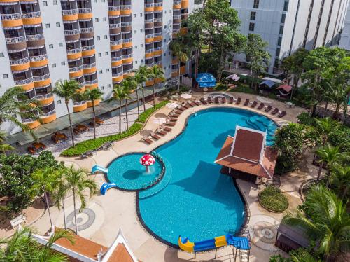 an overhead view of a swimming pool at a hotel at Heeton Concept Hotel Pattaya by Compass Hospitality in Pattaya