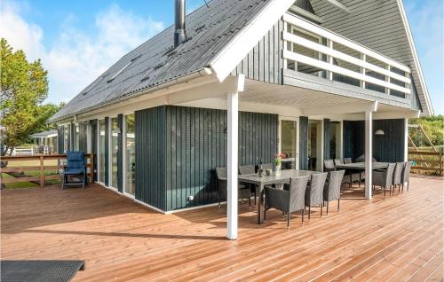 Budova, kde se prázdninový dům nachází