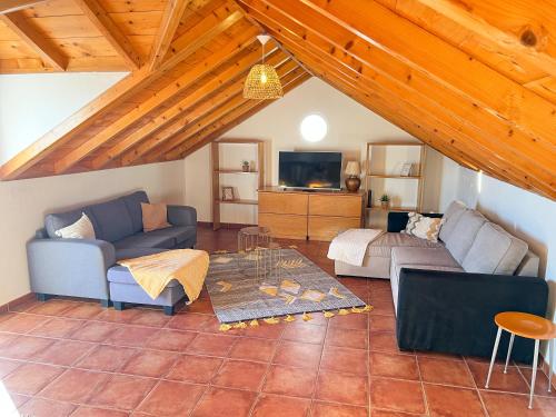 Calheta Bay View House - Family and Group Residence