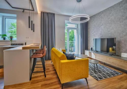 Novo Apartments balcony near Train Station