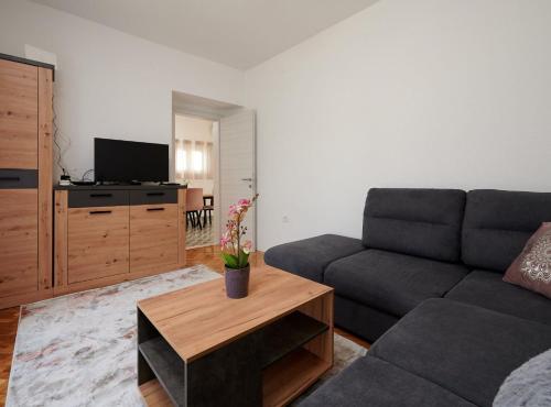 Cozy Downtown Trogir Apartment with Balcony