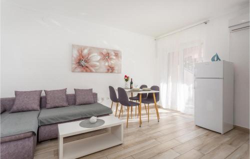 1 Bedroom Awesome Apartment In Krk