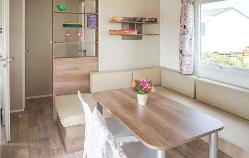Fotografie z fotogalerie ubytování Holiday Home Hvide Sande 19 v destinaci Hvide Sande