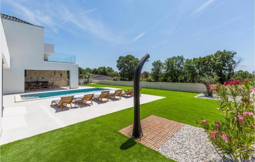 Luxurious Home In Porec