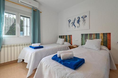 Casa Ceba by Aguilarent