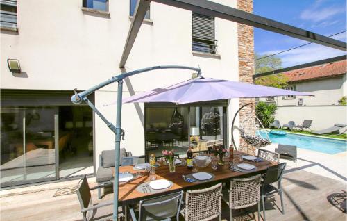 Gorgeous Home In Avignon