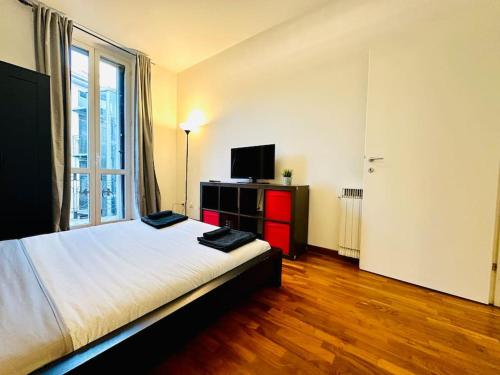 Corso Buenos Aires 2BR Sofa Bed, M1 M2 Loreto, Milan