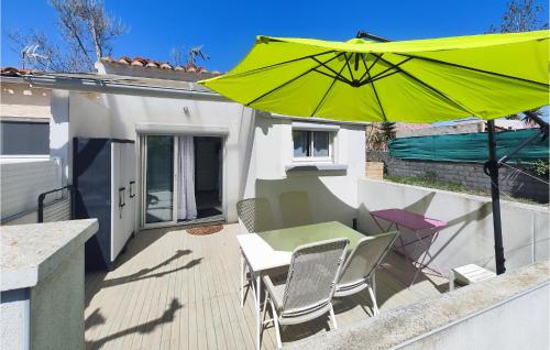 2 Bedroom Awesome Home In Marseillan
