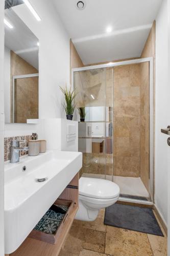 Nice Renting - CAMBRAI03 - Seaside Studio on the Promenade des Anglais