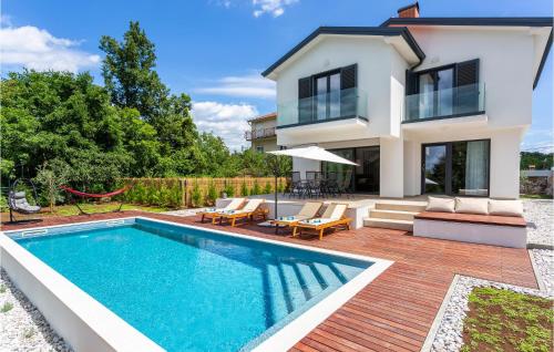 Amazing Home In Jurdani