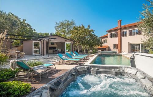 Cozy Home In Pula With Wifi