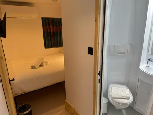 Koupelna v ubytování easyHotel Paddington