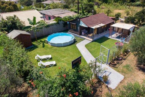 Maxim Wooden holiday