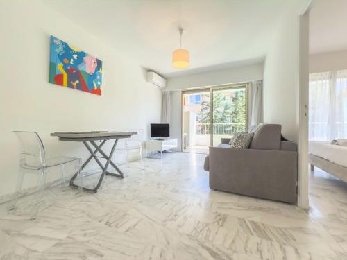 Le Cirrode by Winsome Destination