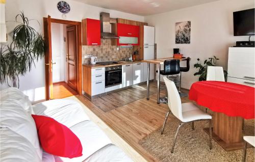 Nice Apartment In Dramalj With Wifi