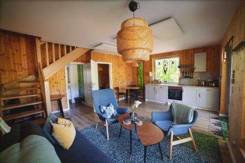 Η κουζίνα ή μικρή κουζίνα στο Domki Zalesie