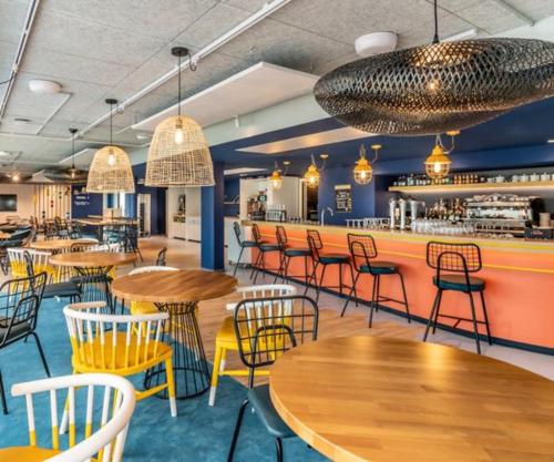 Restaurace v ubytování ibis budget Morlaix
