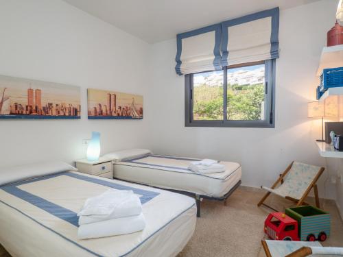 2055-Superb 2bedrooms apt, Gibraltar and sea view