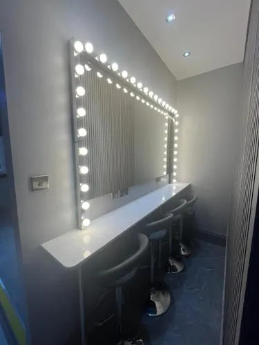 101 Bold Street Apartments photo 41