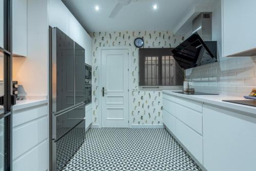 Wide with beautiful kitchen 2Bd 3Bth -Arenal photo 14