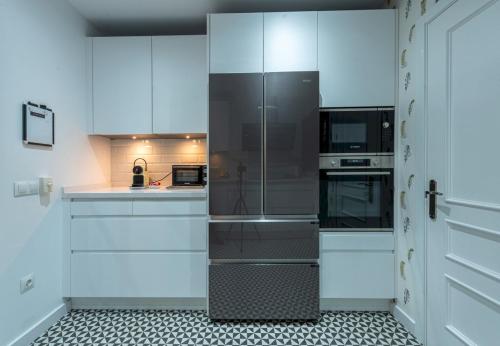 Wide with beautiful kitchen 2Bd 3Bth -Arenal photo 16