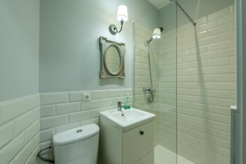 Wide with beautiful kitchen 2Bd 3Bth -Arenal photo 23