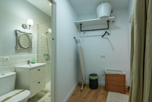 Wide with beautiful kitchen 2Bd 3Bth -Arenal photo 9
