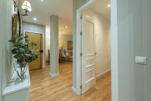Wide with beautiful kitchen 2Bd 3Bth -Arenal photo 25