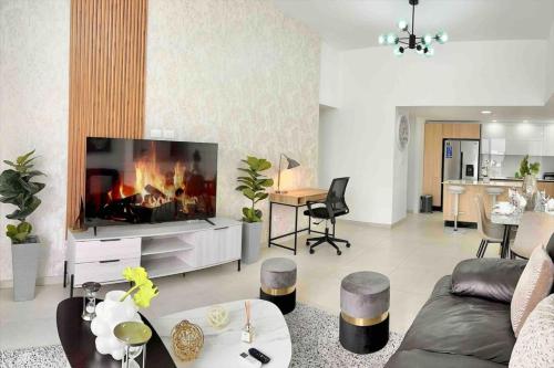 Comfy 2BR City Center Condo