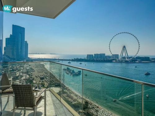 HiGuests - Beachside Oasis Stylish 2BR Apartment in La Vie