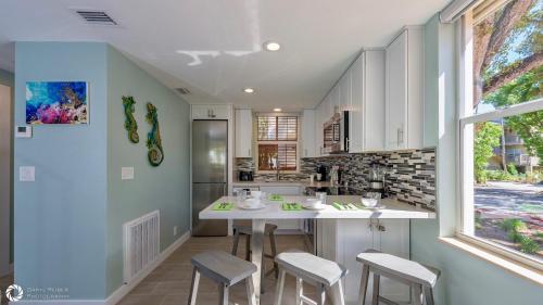 Φωτογραφία από το άλμπουμ του Dockside Daydreams by Last Key Realty στο Κι Γουέστ