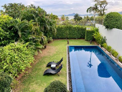 Πισίνα στο ή κοντά στο Baan Yamu Private Villa by RESAVA