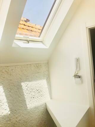 Koupelna v ubytování Cantinho do Mercado