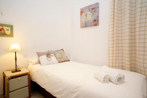 Gracia Travesera 2 Bedrooms Renovated Apartment