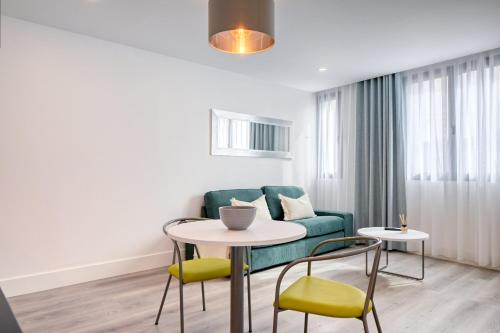 BSE15 Apartments 1C, a Home in Madeira