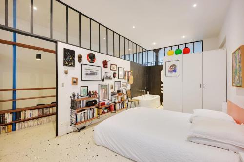 Spacious Vintage Duplex Flat - Gare du Nord