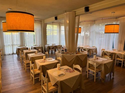 Restaurace v ubytování Hotel Le Focette