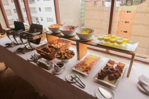 Jídlo v hotelu nebo okolí