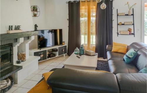 Photo de la galerie de l'établissement 2 Bedroom Nice Home In Lachapelle-Auzac, à Lachapelle-Auzac