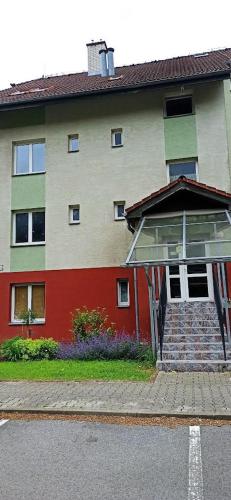 Bangunan di mana terletaknya apartmen