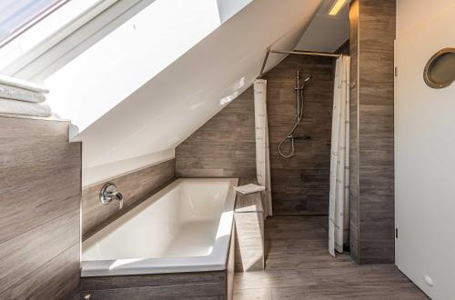 Ένα μπάνιο στο Ferienhaus SeeZauber am Fleesensee