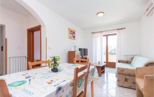 Holiday Home Kucine Iii