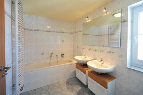 Ένα μπάνιο στο Hus Utblick 8A