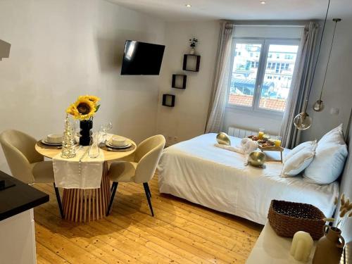 Studio Centre Ville COTY