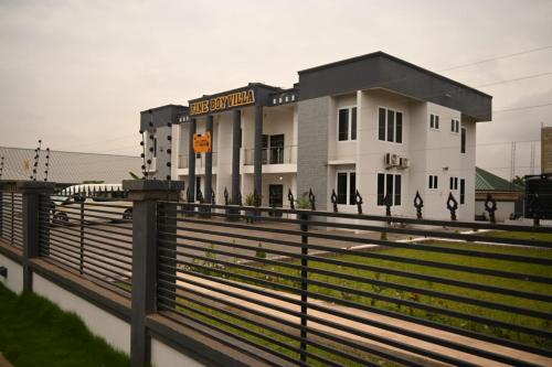 Bangunan di mana terletaknya apartmen