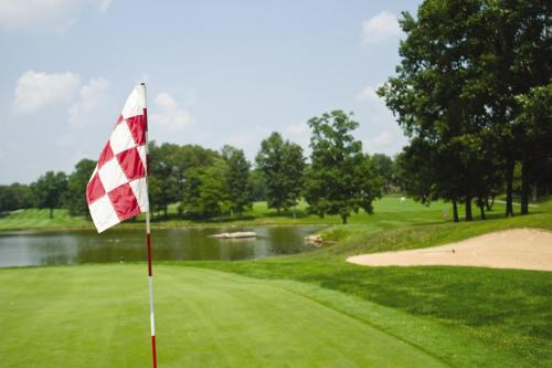 Golf v rezortu nebo okolí