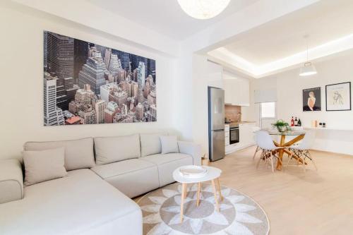 Luana's Charming Apart in Pagrati
