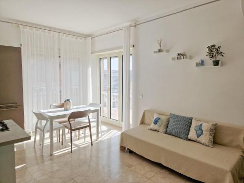 A seating area at Casa Atena